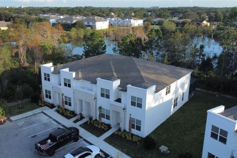 Touwnhouse à louer à Clermont, Floride: 4 chambres, 210.52 m2 № 1356081 - photo 2