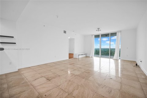 Condominio en venta en North Miami, Florida, 2 dormitorios, 148.92 m2 № 1348975 - foto 8