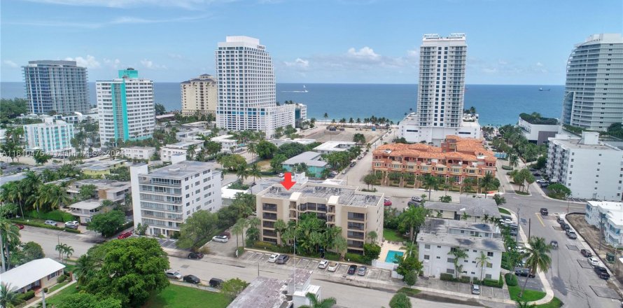 Condo in Fort Lauderdale, Florida, 2 bedrooms  № 1232761