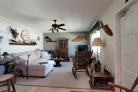 Condo in Sebring, Florida, 2 bedrooms  № 982555 - photo 5