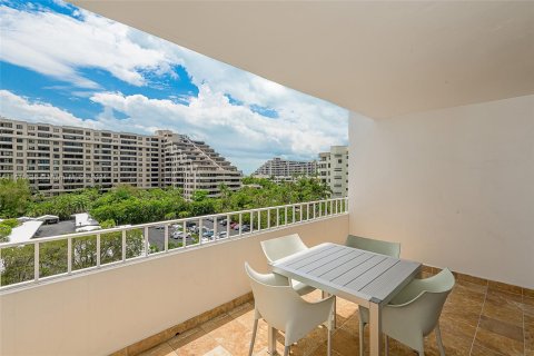 Condominio en venta en Key Biscayne, Florida, 2 dormitorios, 117.06 m2 № 1237247 - foto 25