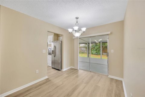 House in Tampa, Florida 3 bedrooms, 81.38 sq.m. № 1441339 - photo 9