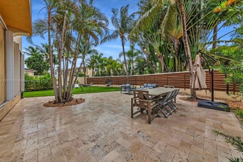 Villa ou maison à vendre à Aventura, Floride: 5 chambres, 267.28 m2 № 1305693 - photo 17