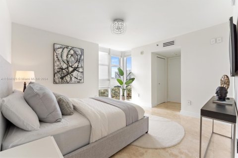 Copropriété à vendre à Sunny Isles Beach, Floride: 3 chambres, 246.1 m2 № 948707 - photo 16