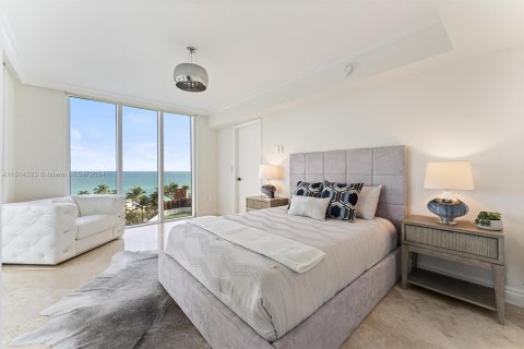 Condo in Sunny Isles Beach, Florida, 3 bedrooms  № 948707 - photo 13