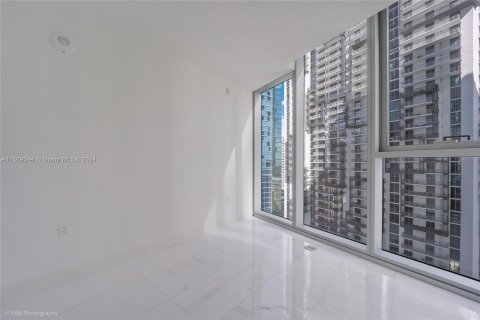 Condo in Miami, Florida, 3 bedrooms  № 1386180 - photo 20