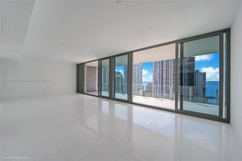 Condo in Miami, Florida, 3 bedrooms  № 1386180 - photo 8