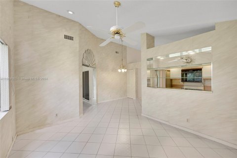 Villa ou maison à vendre à Boca Raton, Floride: 2 chambres, 144.46 m2 № 1386182 - photo 23