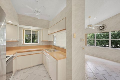 Villa ou maison à vendre à Boca Raton, Floride: 2 chambres, 144.46 m2 № 1386182 - photo 21