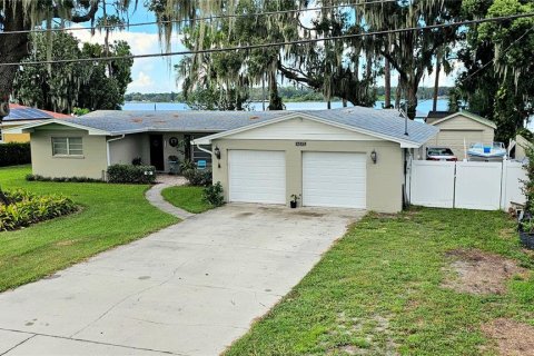 Casa en venta en Winter Haven, Florida, 3 dormitorios, 176.51 m2 № 1343732 - foto 1