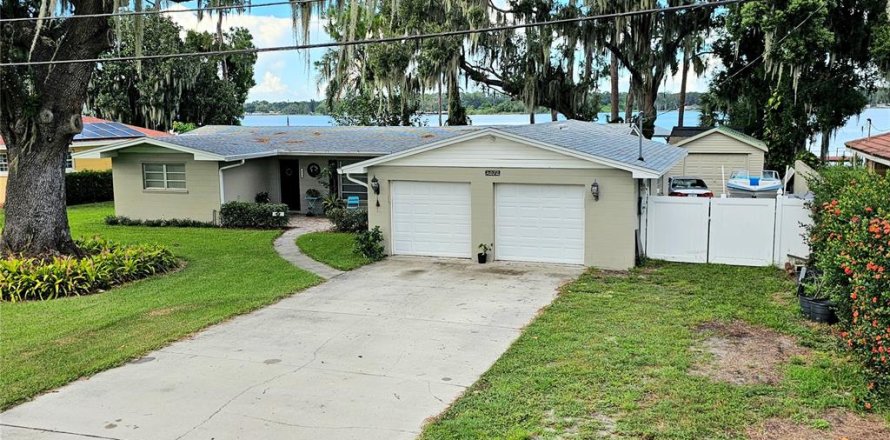 Casa en Winter Haven, Florida 3 dormitorios, 176.51 m2 № 1343732