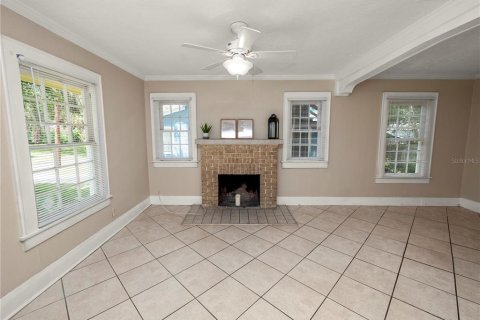 House in Lakeland, Florida 2 bedrooms, 100.89 sq.m. № 1343737 - photo 11