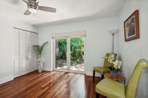 Casa en venta en Fort Lauderdale, Florida, 5 dormitorios, 269.97 m2 № 1186939 - foto 19