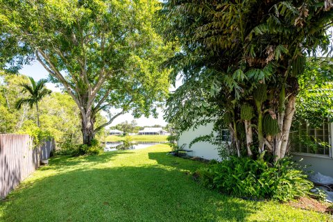 Casa en venta en Jensen Beach, Florida, 3 dormitorios, 224.08 m2 № 1224909 - foto 13