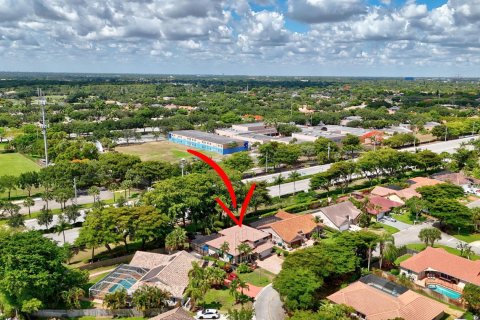 Villa ou maison à vendre à Coral Springs, Floride: 4 chambres, 228.73 m2 № 1221257 - photo 15