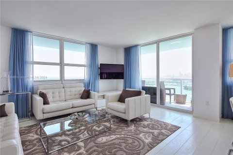 Copropriété à vendre à Miami Beach, Floride: 2 chambres, 106.56 m2 № 1138610 - photo 10