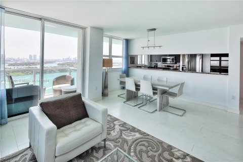 Copropriété à vendre à Miami Beach, Floride: 2 chambres, 106.56 m2 № 1138610 - photo 8