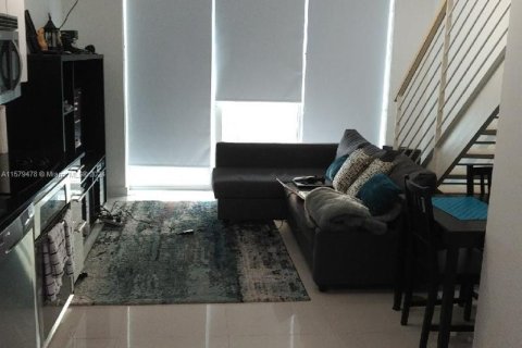 Condominio en venta en Miami, Florida, 1 dormitorio, 61.59 m2 № 1153806 - foto 8