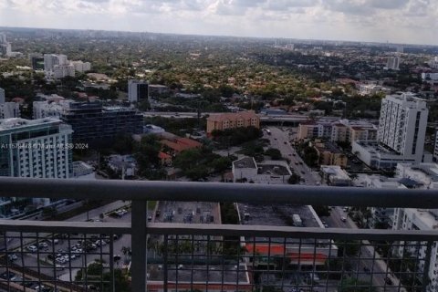 Condo in Miami, Florida, 1 bedroom  № 1153806 - photo 1