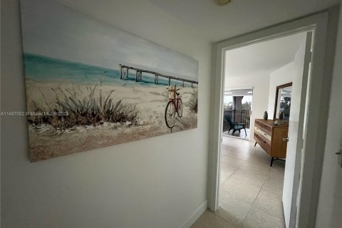 Condominio en venta en Marathon, Florida, 3 dormitorios, 153.29 m2 № 876047 - foto 15