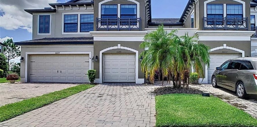 Townhouse in Wesley Chapel, Florida 3 bedrooms, 172.15 sq.m. № 1355758