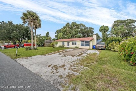 House in Edgewater, Florida 3 bedrooms, 120.4 sq.m. № 1355717 - photo 28