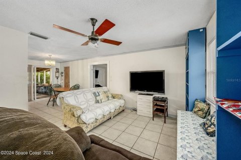 House in Edgewater, Florida 3 bedrooms, 120.4 sq.m. № 1355717 - photo 2