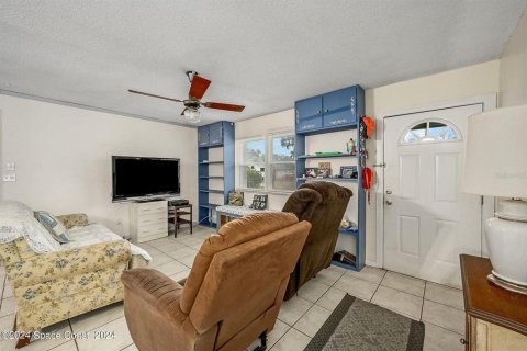 House in Edgewater, Florida 3 bedrooms, 120.4 sq.m. № 1355717 - photo 4