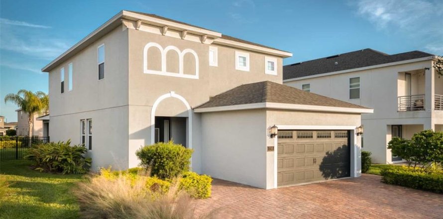 Casa en Kissimmee, Florida 5 dormitorios, 238.76 m2 № 1263089