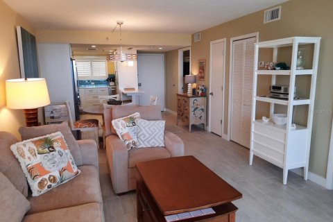 Condo in Hudson, Florida, 2 bedrooms  № 1250274 - photo 8