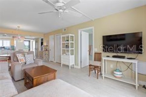 Condo in Hudson, Florida, 2 bedrooms  № 1250274 - photo 7