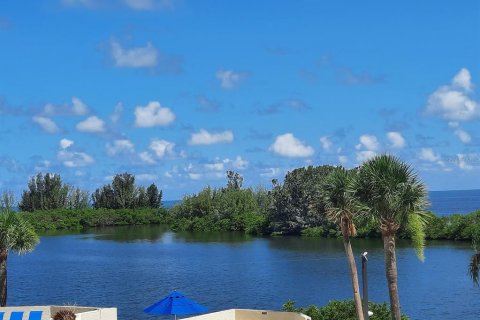 Condo in Hudson, Florida, 2 bedrooms  № 1250274 - photo 30