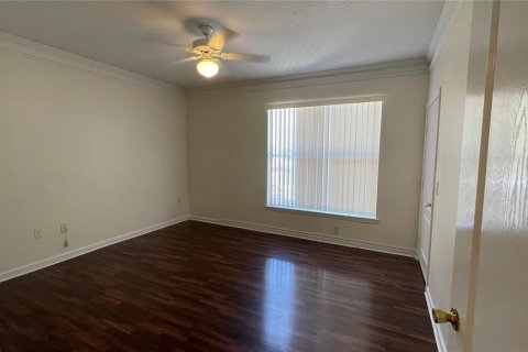 Condo in Tampa, Florida, 1 bedroom  № 1361379 - photo 11