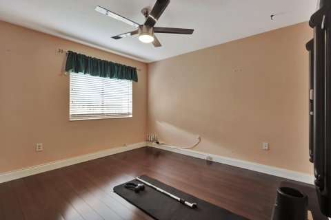 Adosado en venta en Lake Worth, Florida, 2 dormitorios, 100.33 m2 № 855502 - foto 9