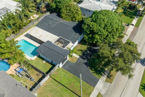 Villa ou maison à vendre à Lighthouse Point, Floride: 3 chambres, 169.27 m2 № 855500 - photo 5