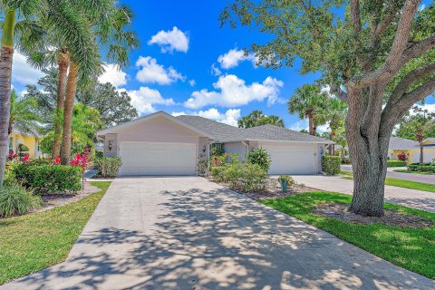 Townhouse in Jupiter, Florida 2 bedrooms, 141.68 sq.m. № 1172252 - photo 3