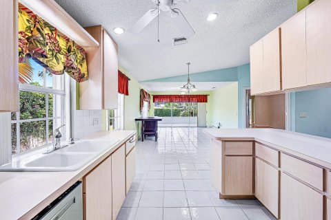 Townhouse in Jupiter, Florida 2 bedrooms, 141.68 sq.m. № 1172252 - photo 24