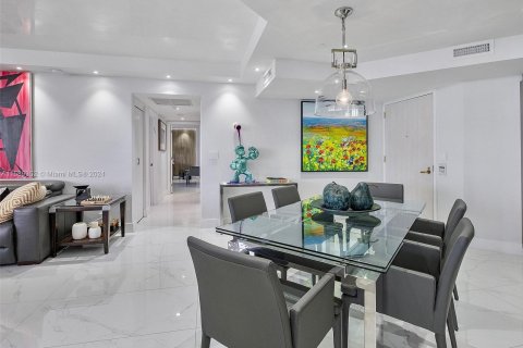 Copropriété à vendre à Aventura, Floride: 2 chambres, 140.47 m2 № 1181469 - photo 4