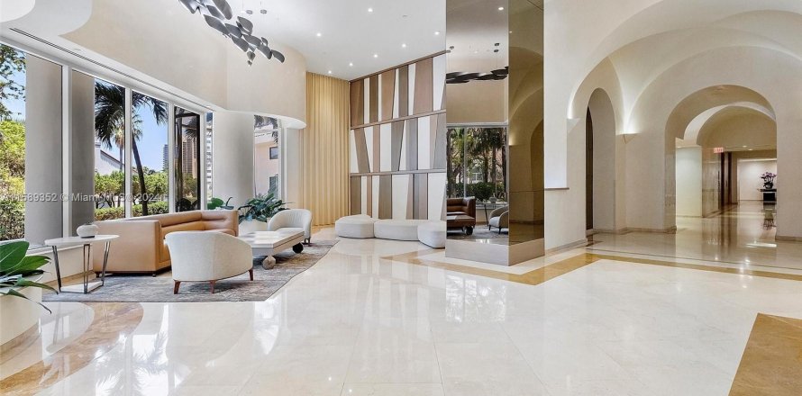 Condo in Aventura, Florida, 2 bedrooms  № 1181469