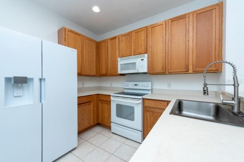 Adosado en venta en Tampa, Florida, 2 dormitorios, 112.97 m2 № 1359262 - foto 12