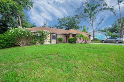 House in Orlando, Florida 3 bedrooms, 147.71 sq.m. № 1359289 - photo 5