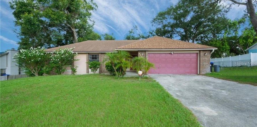 House in Orlando, Florida 3 bedrooms, 147.71 sq.m. № 1359289