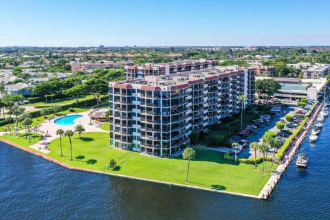 Copropriété à vendre à Boca Raton, Floride: 2 chambres, 122.17 m2 № 1136542 - photo 14