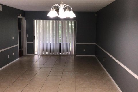 Copropriété à louer à Orlando, Floride: 2 chambres, 94.11 m2 № 1356120 - photo 10