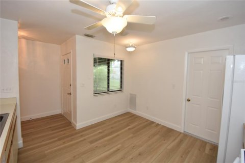 Townhouse in Palm Coast, Florida 3 bedrooms, 123 sq.m. № 1356109 - photo 7