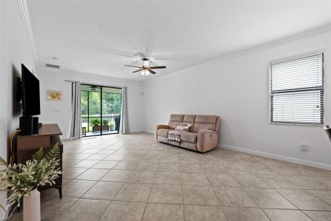 House in CONNERTON

 in Land O' Lakes, Florida 3 bedrooms, 183.85 sq.m. № 1374639 - photo 18