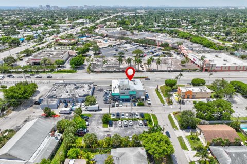 Propiedad comercial en venta en Pompano Beach, Florida № 1325682 - foto 3