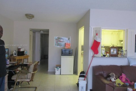 Condominio en venta en West Palm Beach, Florida, 1 dormitorio, 68.56 m2 № 520270 - foto 2