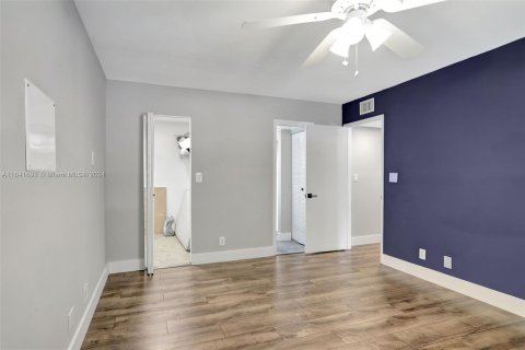 Copropriété à vendre à Oakland Park, Floride: 2 chambres, 92.9 m2 № 1320849 - photo 12