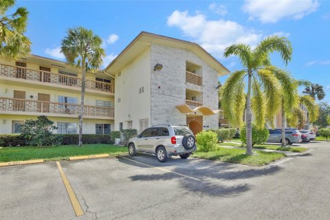 Condominio en venta en Miami, Florida, 1 dormitorio, 63.92 m2 № 835812 - foto 21